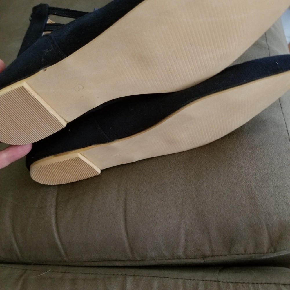 Shoes - Picture 2 of 2